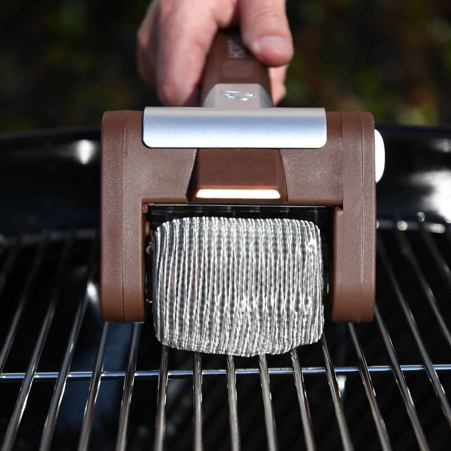 Horsepower Giddy up Grill Brush, Heavy-Duty Stainless Steel Bristle Grill Brush