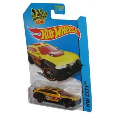 Hot Wheels HW City (2013) Yellow HW Pursuit Toy Car 45/250
