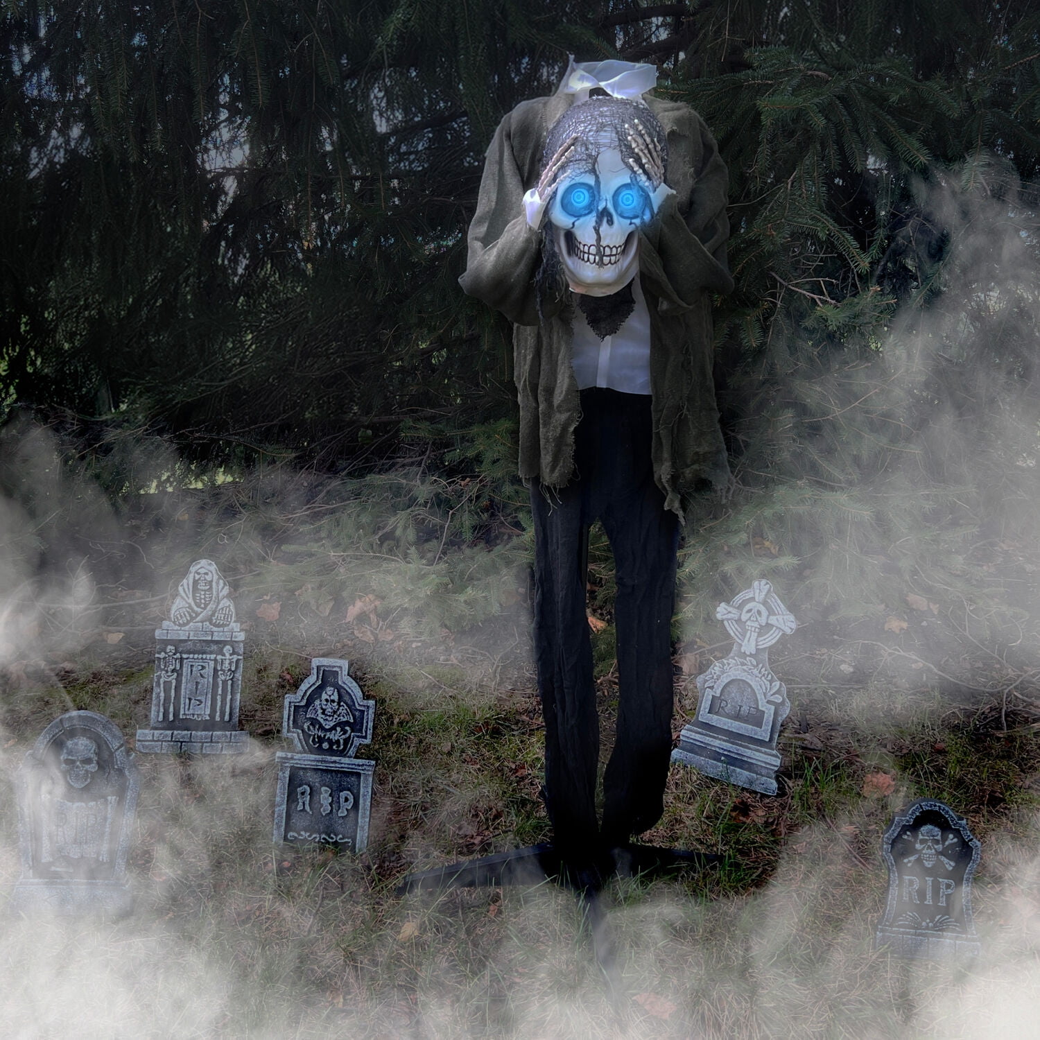Haunted Hill Farm 4.5 ft Ghostly Skeleton Holding Head with Animated Eyes, Indoor or Covered Outdoor Halloween Decoration, HHRPR-15FLSA
