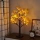 thumbnail image 5 of Árbol de Navidad artificial con luces LED y hojas de arce,decoración luminosa con hojas amarillas cálidas,funciona con pilas,ideal para fiestas,eventos y decoración de interiores., 5 of 7