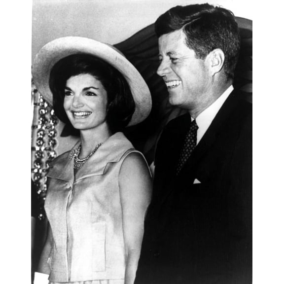 John F Kennedy and Jackie Onassis Photo Print (24 x 30)