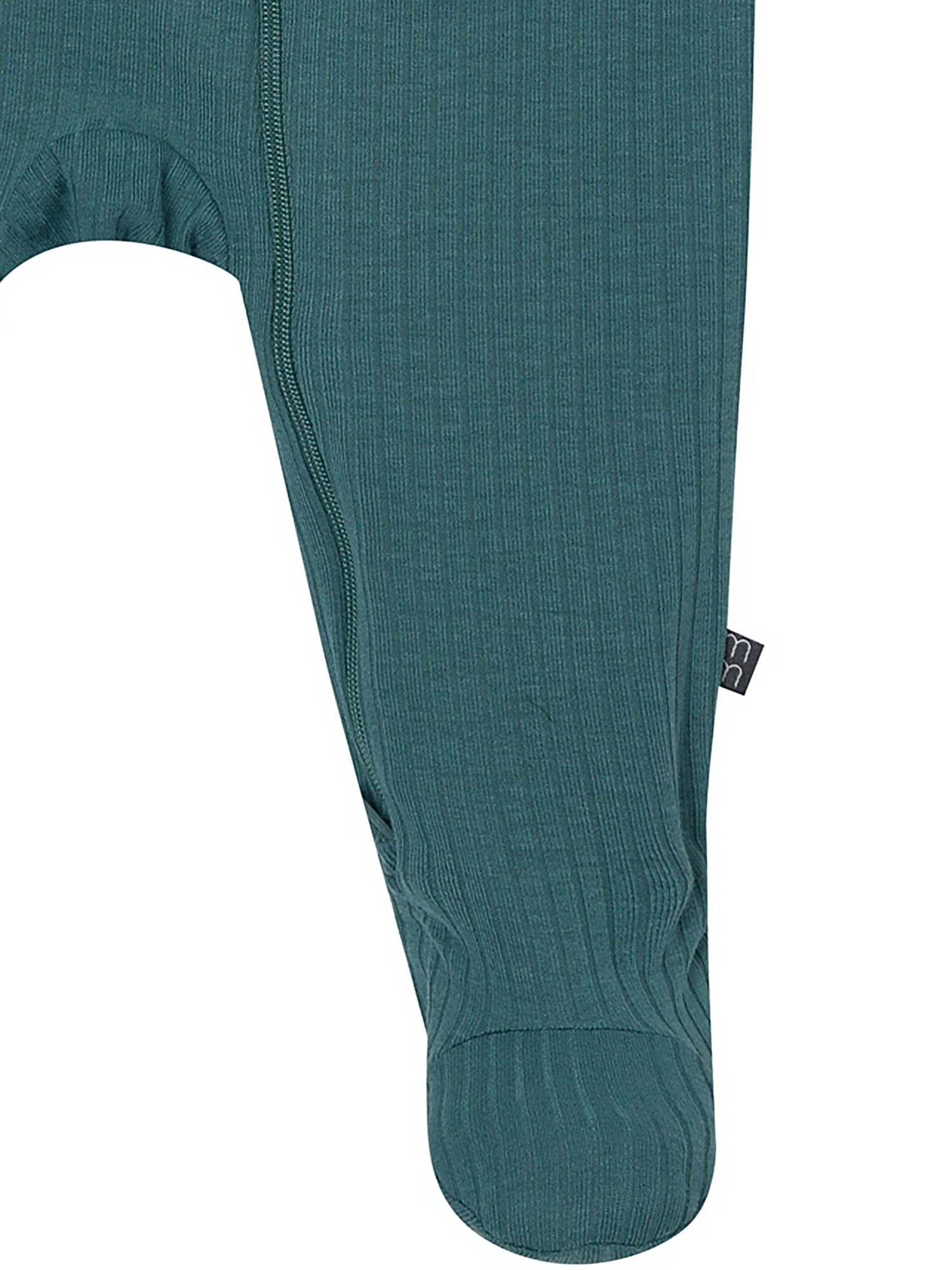 Modern Moments by Gerber Neutral Two-Way Zip Viscose Sleep ´N Play Footed Pajama , Sizes Newborn - 6/9 Months