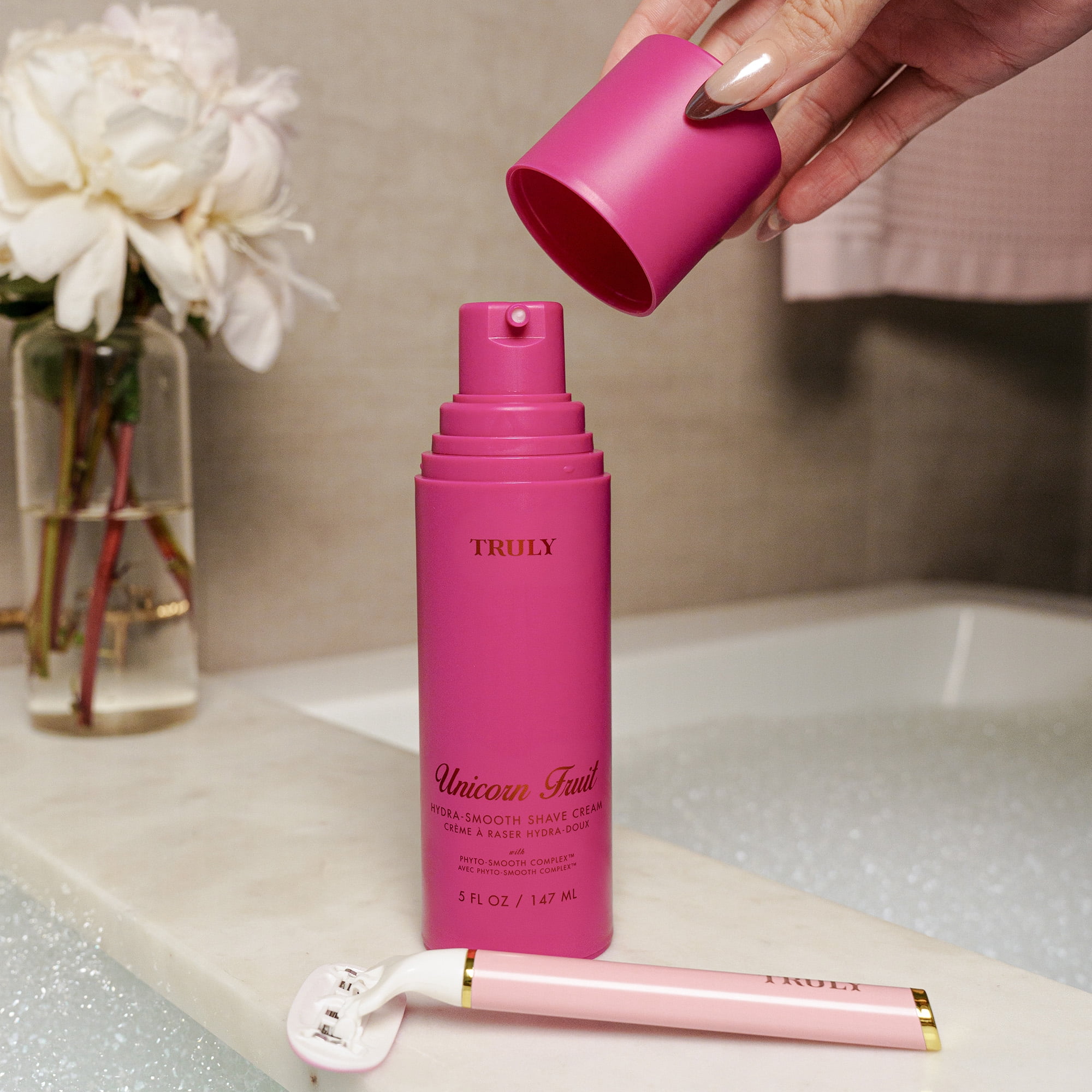 Truly Beauty Unicorn Fruit Hydra-Smooth Shave Cream​