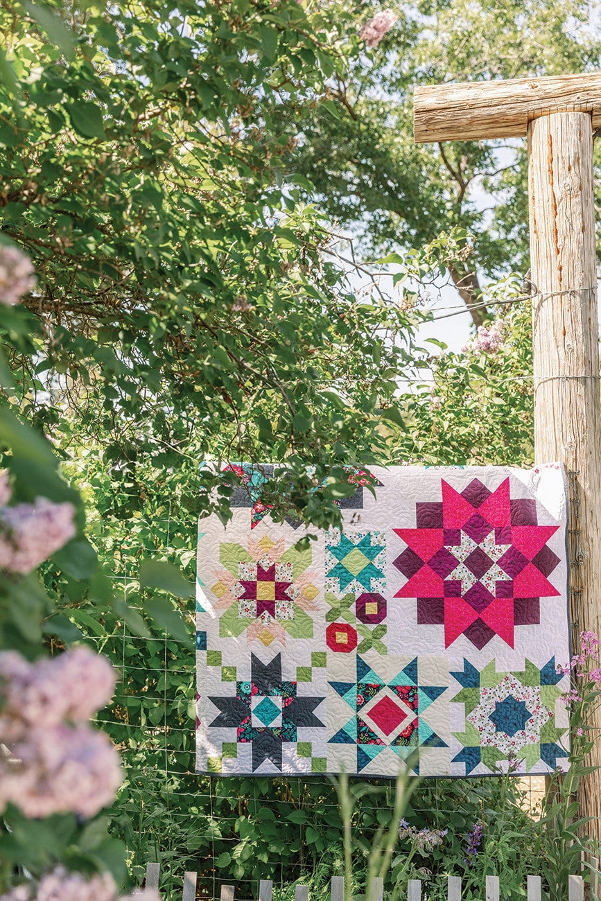 Shelley Cavanna, Flower Farm Sampler, 18 Floral Blocks, Paperback