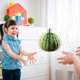 thumbnail image 1 of Juguetes de piscina, juguetes para niños pequeños, juguetes para niños pequeños, muñeca de almohada de sandía grande realista - Decoración de modelo de fruta ideal para presentaciones y regalos para n, 1 of 5