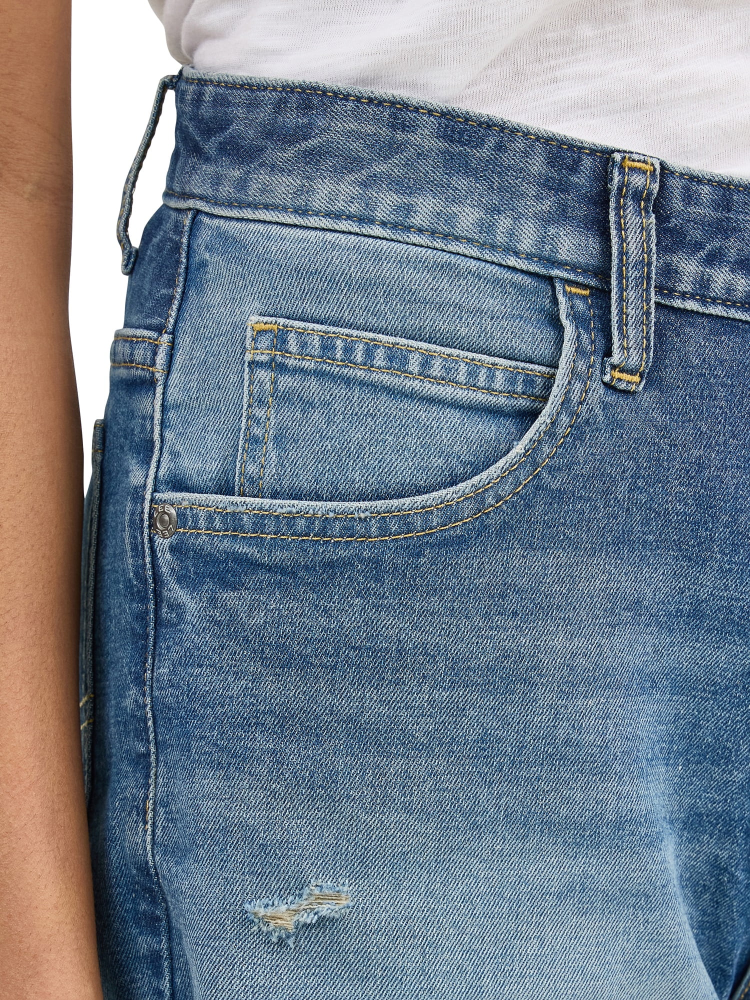 Leeです！ Lee® Women's Heritage Short, Sizes 2-18 - Walmart.com