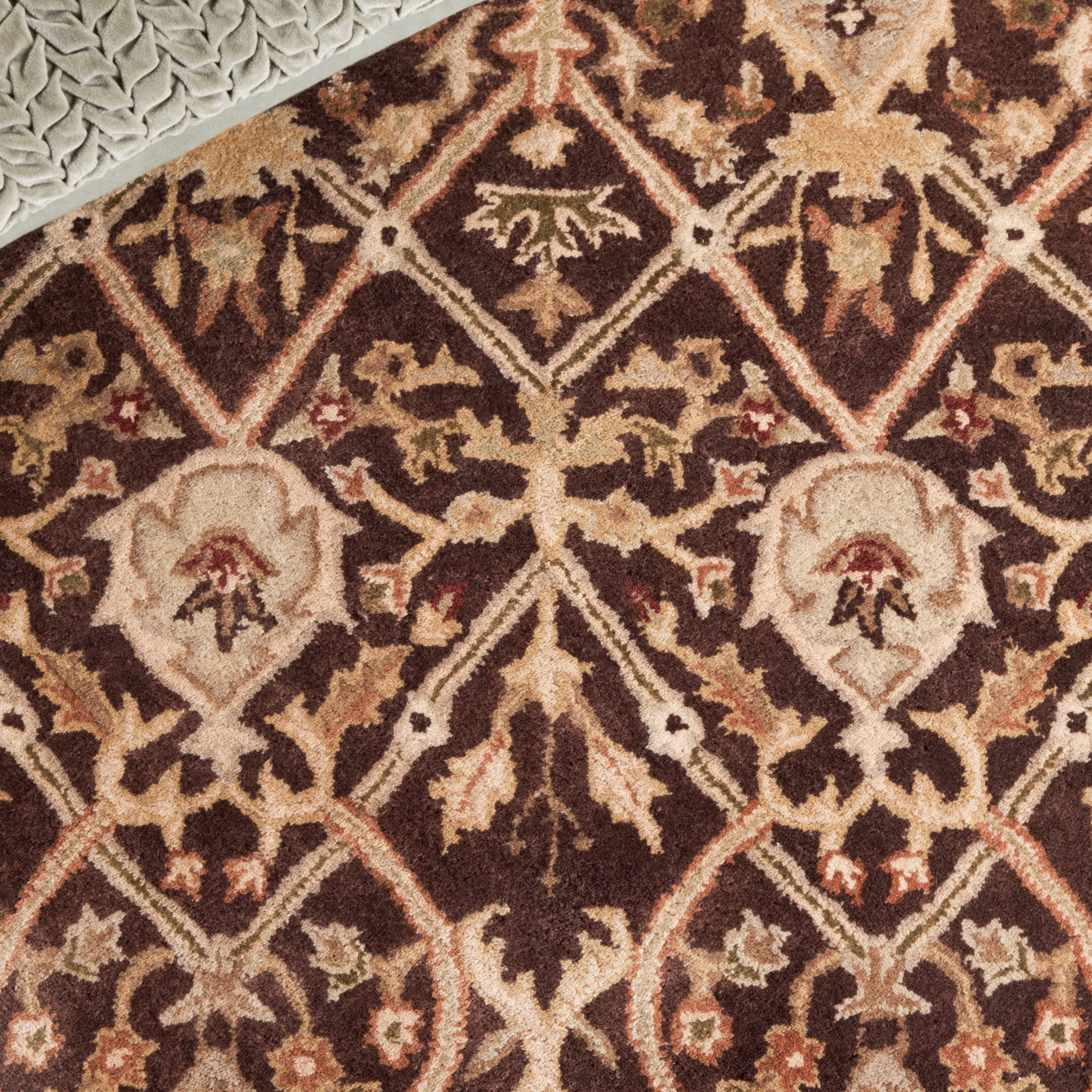 SAFAVIEH Persian Legend Adrian Oriental Area Rug, Brown/Beige, 4' x 6'
