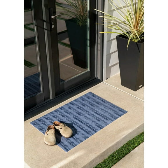 Veradek Rectangular Chevron Outside Accent Rug - 24" x 36" - Blue