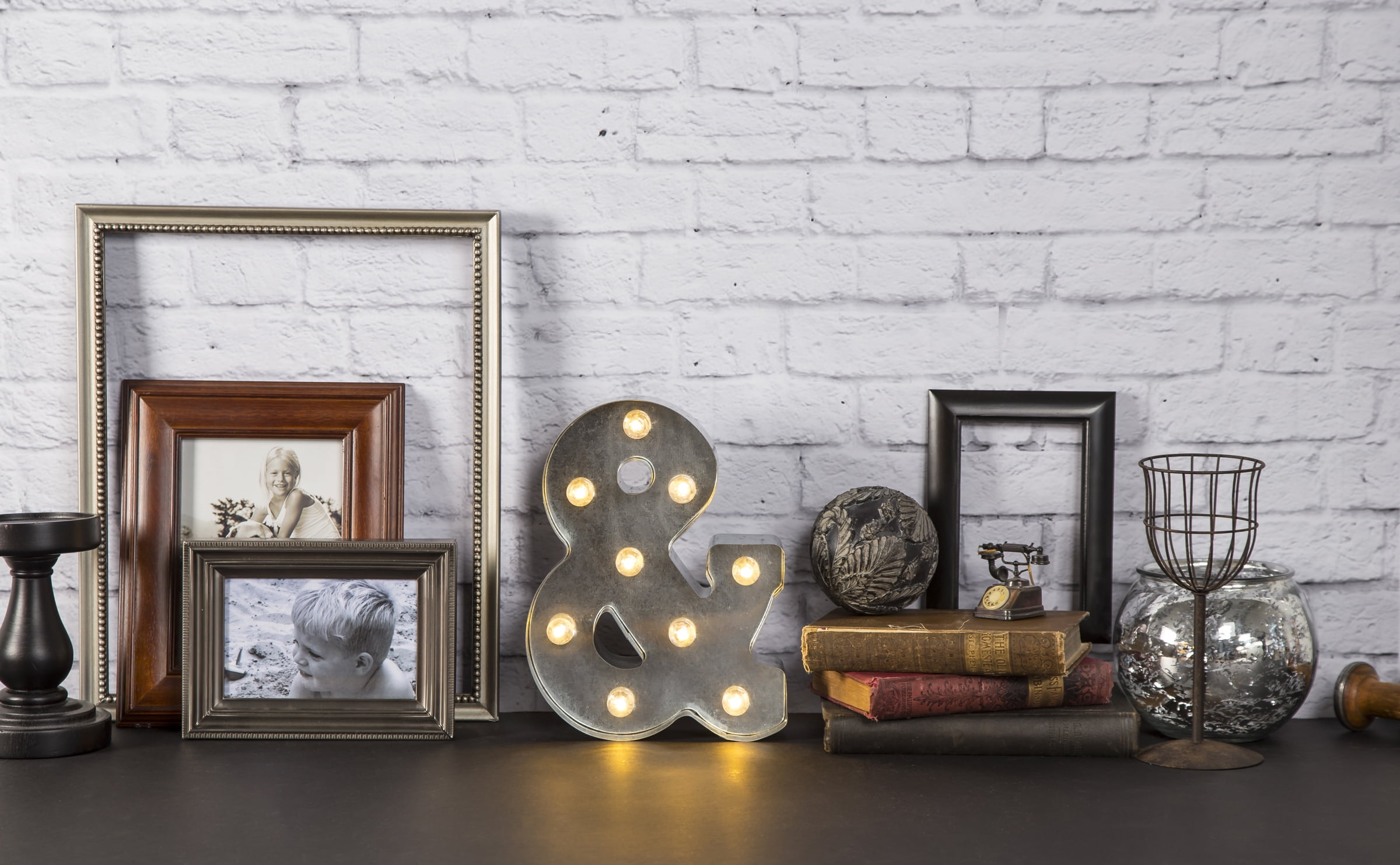 Darice Matrice En Métal Lettre J Marquee Light Up, Blanc