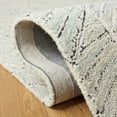 thumbnail image 5 of SAFAVIEH Metro Daragh Geometric Area Rug, Light Blue/Ivory, 6' x 6' Round, 5 of 8