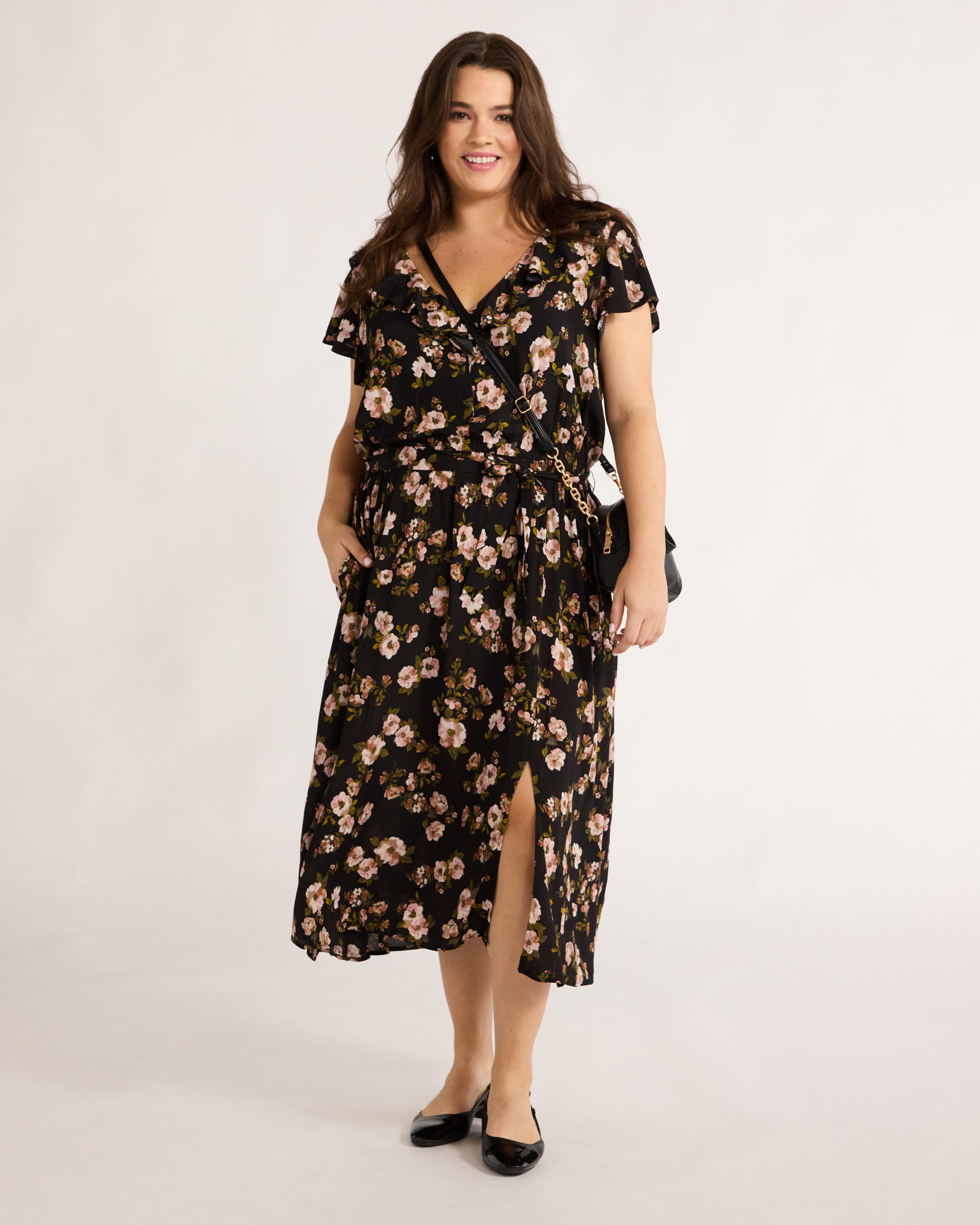 Time and Tru Women's and Women's Plus Ruffle Neck Midi Dress, Sizes XS-4X