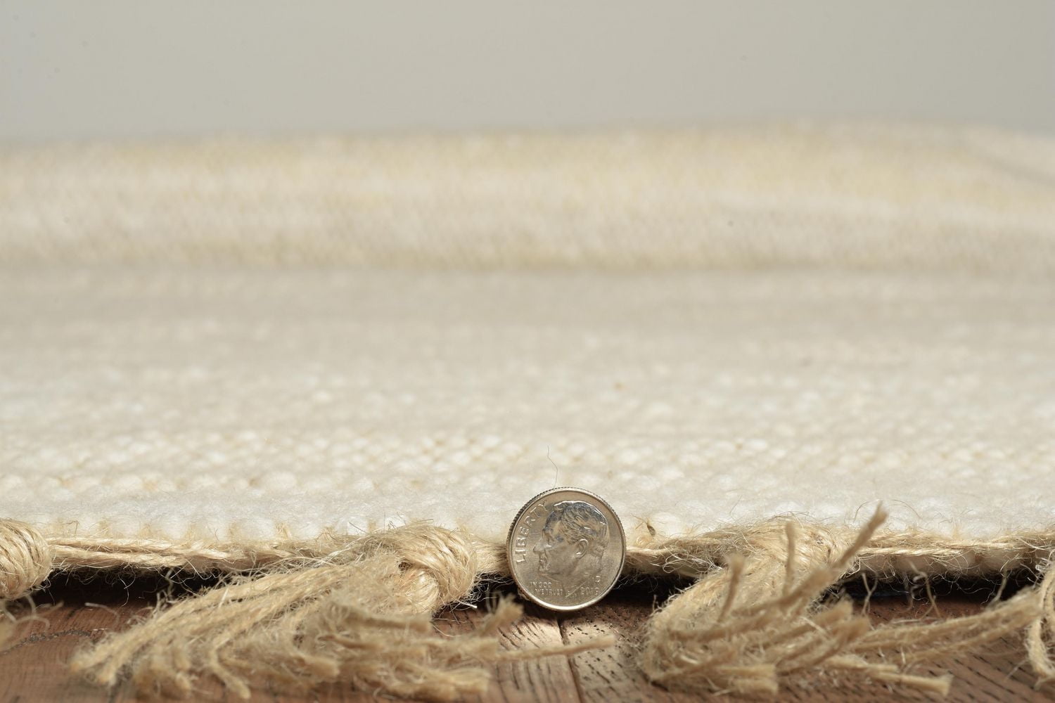 Tapis d'appoint Berbère Verginia naturel & ivoire de 3 pi 6 po x 5 pi 6 po