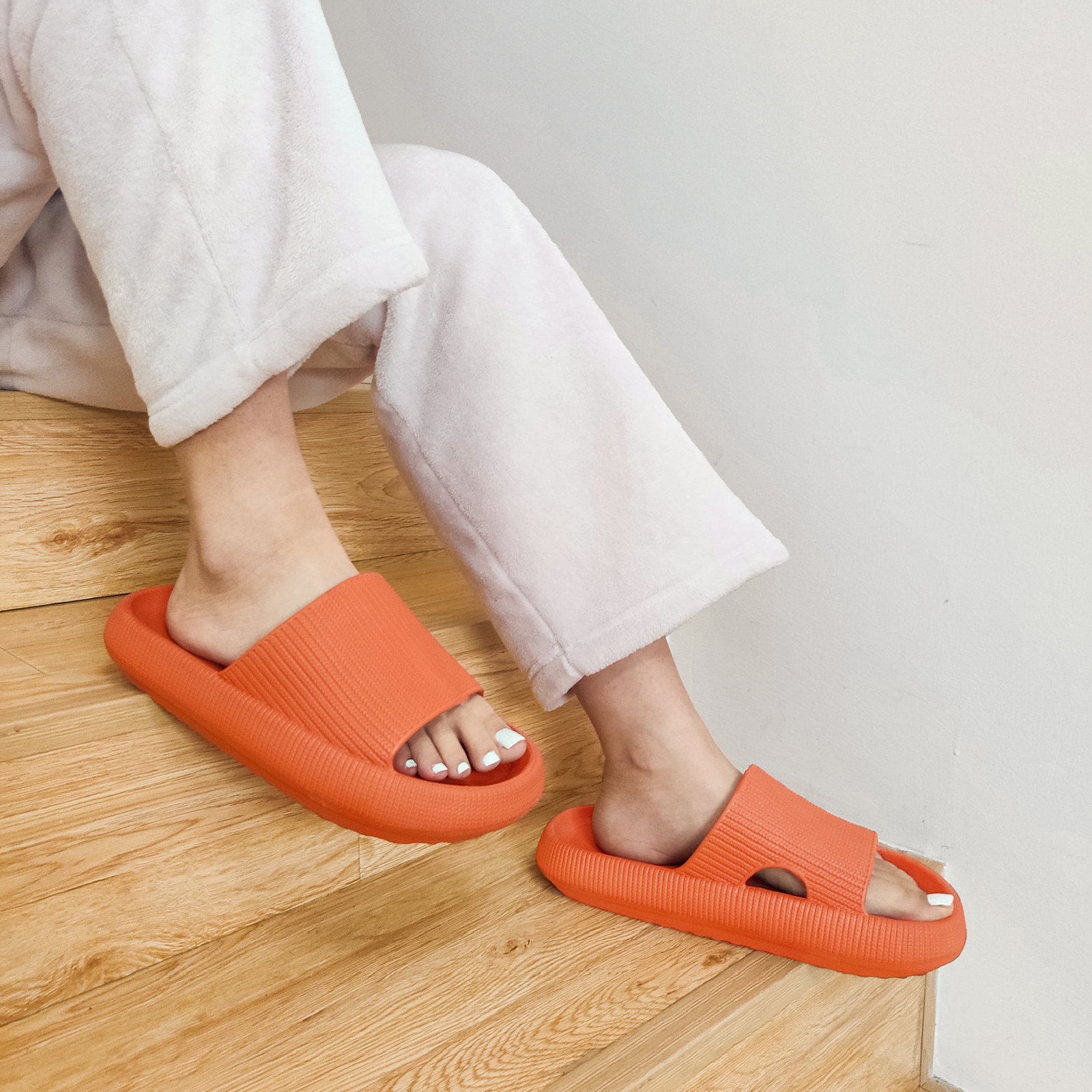 VONMAY Unisex Slides Sandals Soft Thick Sole Non-Slip Pillow Sandals - image 5 of 8