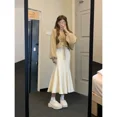 thumbnail image 5 of Falda de punto ceñida de cintura alta para mujer, nueva falda de cola de pez de corte A, para adelgazar tu silueta, versátil, otoño 2024, 5 of 5