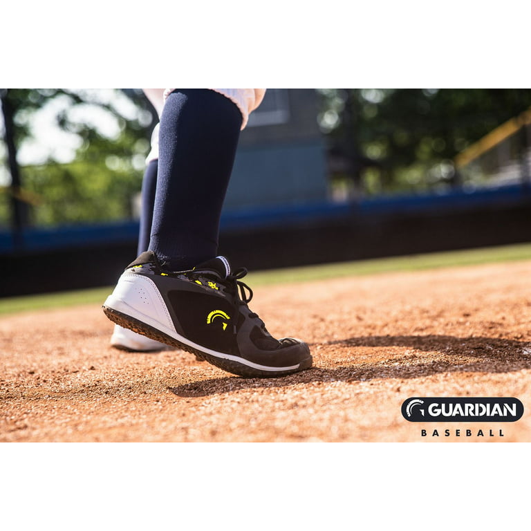 How to Choose Baseball and Softball Turf Shoes