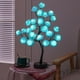 thumbnail image 3 of Lámpara LED de mesa con forma de hoja de arce para decoración del hogar, luz de noche con forma de flor de árbol de 24 Rosas, USB, para fiesta, Navidad, boda, dormitorio, regalo, 3 of 4