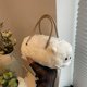 thumbnail image 4 of Bolso Bandolera Monedero Mujer Lindo Felpa Pequeño Invierno, 4 of 9