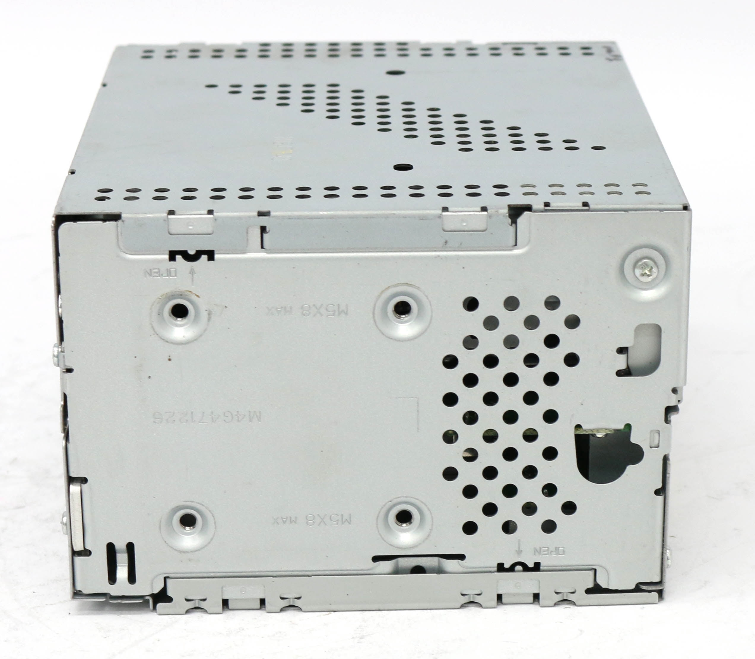 Restored 2008-2012 Nissan Titan Receiver AM FM mp3 w 6 Disc CD 28185ZR20A (Refurbished)