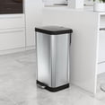 thumbnail image 5 of Bote de basura con escalón de acero inoxidable Glad con protección contra olores Clorox | Cubo de basura de cocina de metal grande con tapa de cierre suave, pedal y soporte para rollo de bolsa de basu, 5 of 5