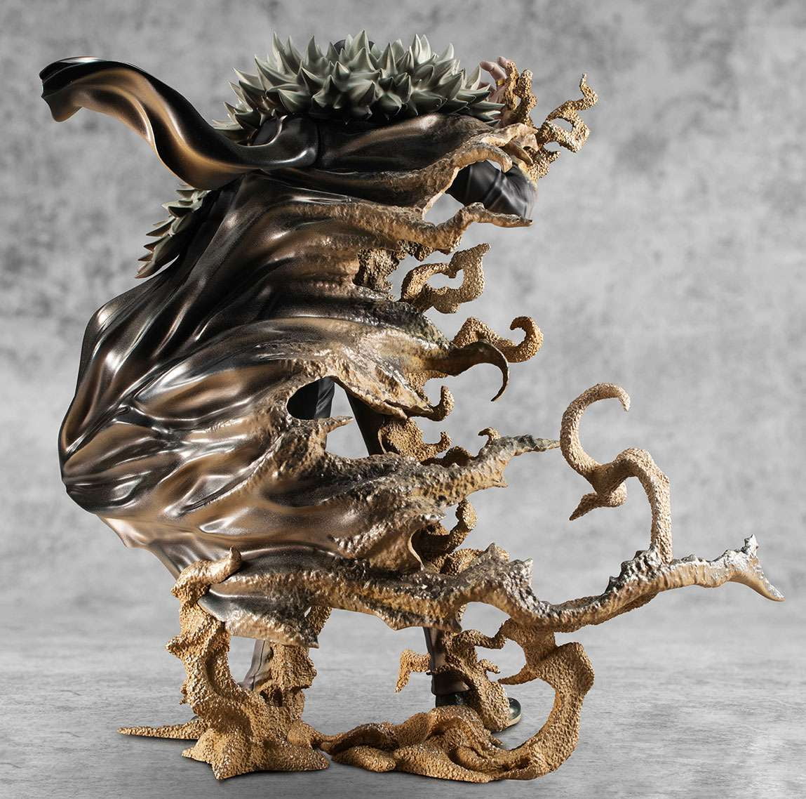 MegaHouse One Piece MAX Sir Crocodile 10.5\