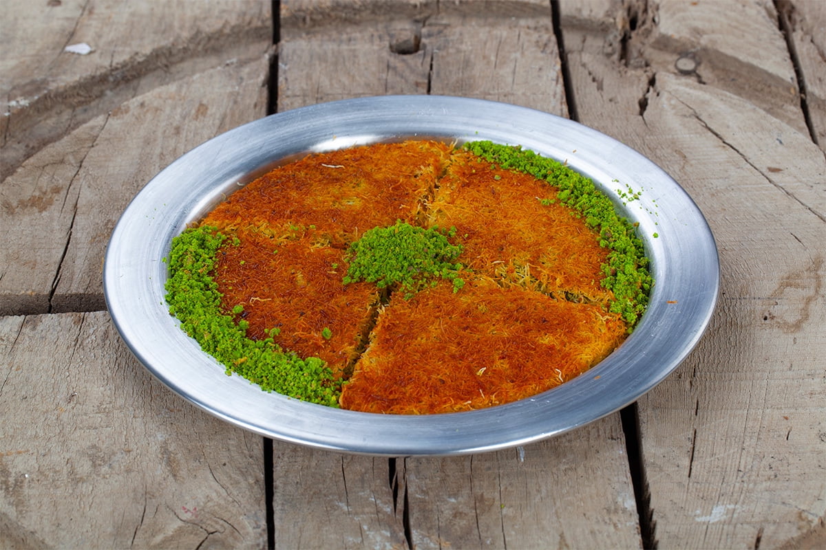 Kunafa Serving Plates Set of 3, Silver Aluminum Small Kunefe Plates