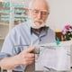 thumbnail image 4 of Kearding Lupa 4X Manos Libres Reduce La Fatiga Ocular Lupa Flexible De Página Completa para Personas Mayores Muebles de oficina en casa plata, 4 of 6
