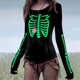 thumbnail image 2 of De Camiseta de manga larga de esqueleto de Halloween para mujer, diseño que brilla en la oscuridad con caja torácica y huesos de los brazos, perfecta para fiestas de disfraces, 2 of 5