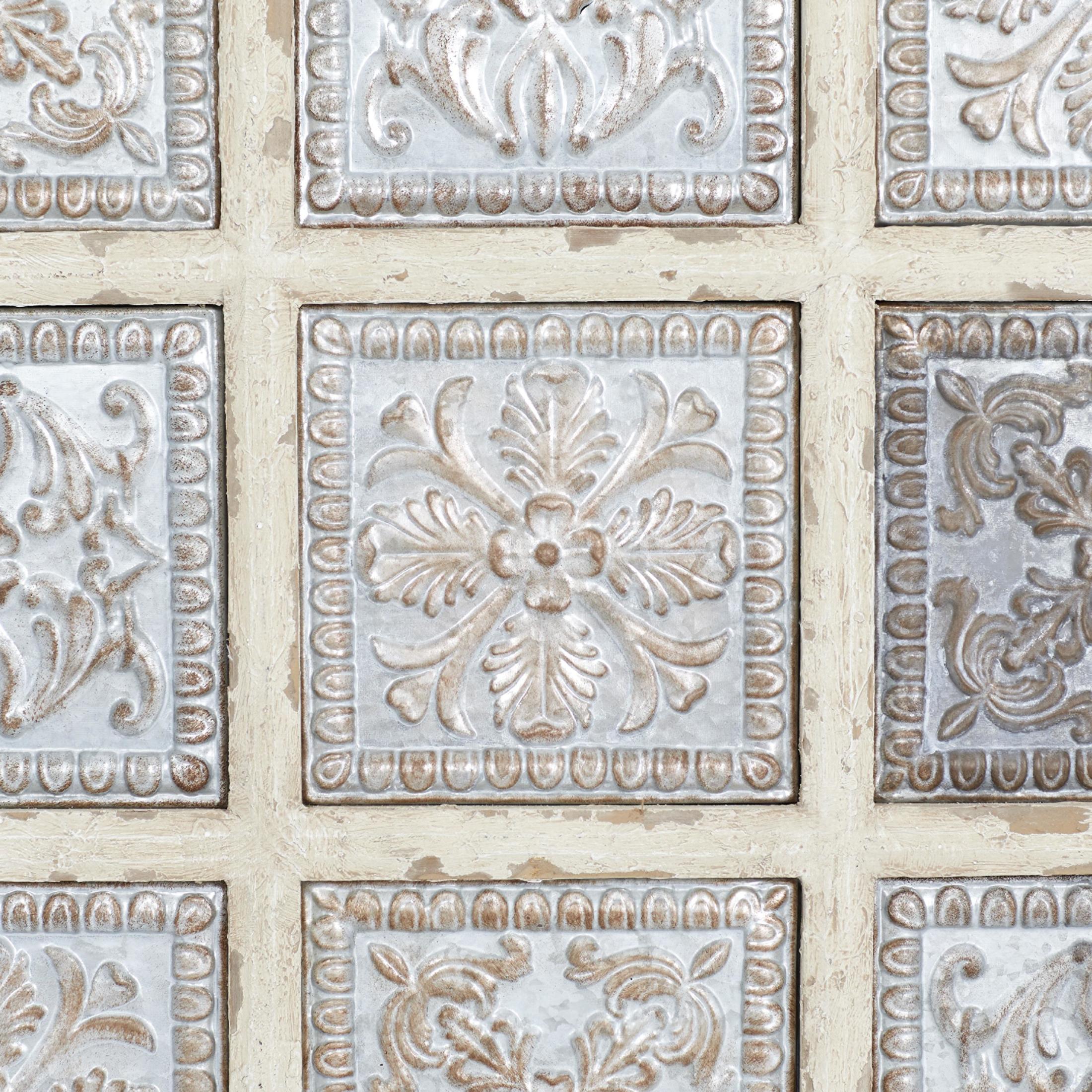 DecMode Gray Metal Embossed Floral Wall Decor with Distressed Cream Frame