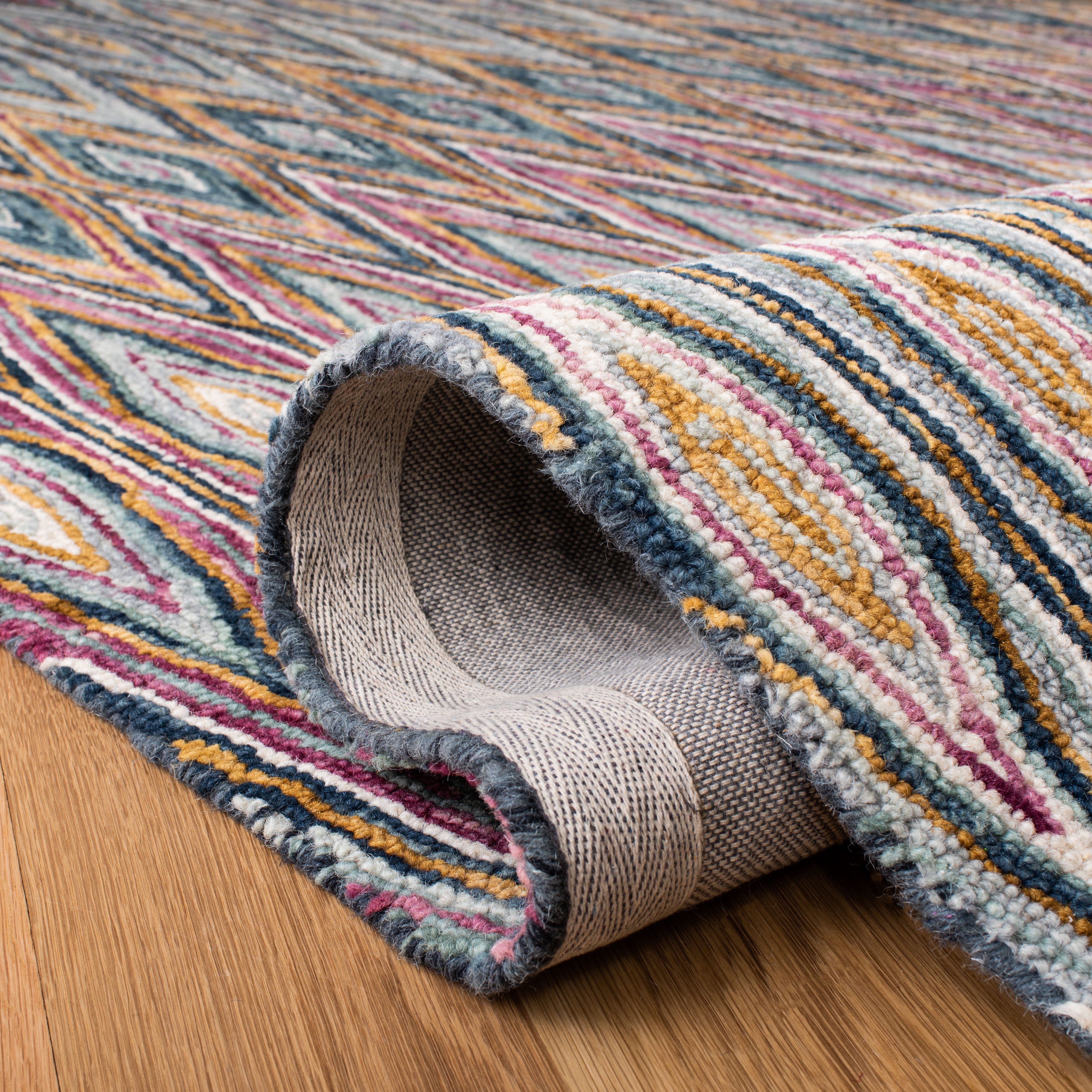 SAFAVIEH Aspen Catriona Abstract Geometric Wool Area Rug, Blue/Pink, 6' x 9'