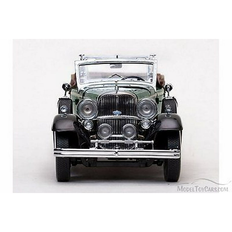 1932 Lincoln KB Top Down, Kewanee Green - Sun Star 6165 - 1:18