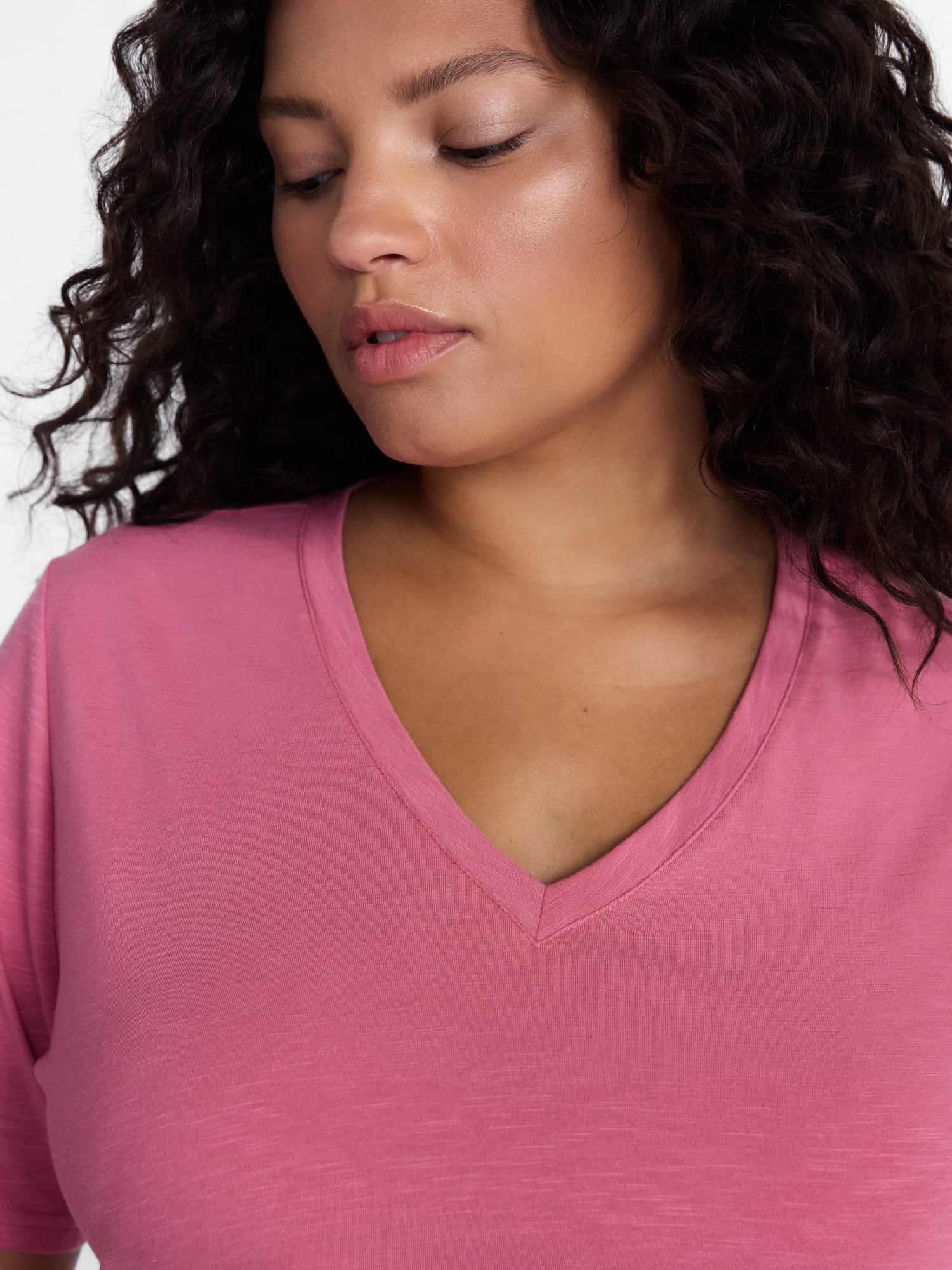 Terra & Sky Women's Plus Size V Neck Tee with Short Sleeves, Size 0X-5X