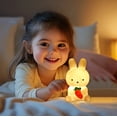 thumbnail image 4 of Lámpara de conejo de Pascua con forma de zanahoria, luz nocturna con batería, decoración de escritorio, lámpara de conejo, 4 of 6