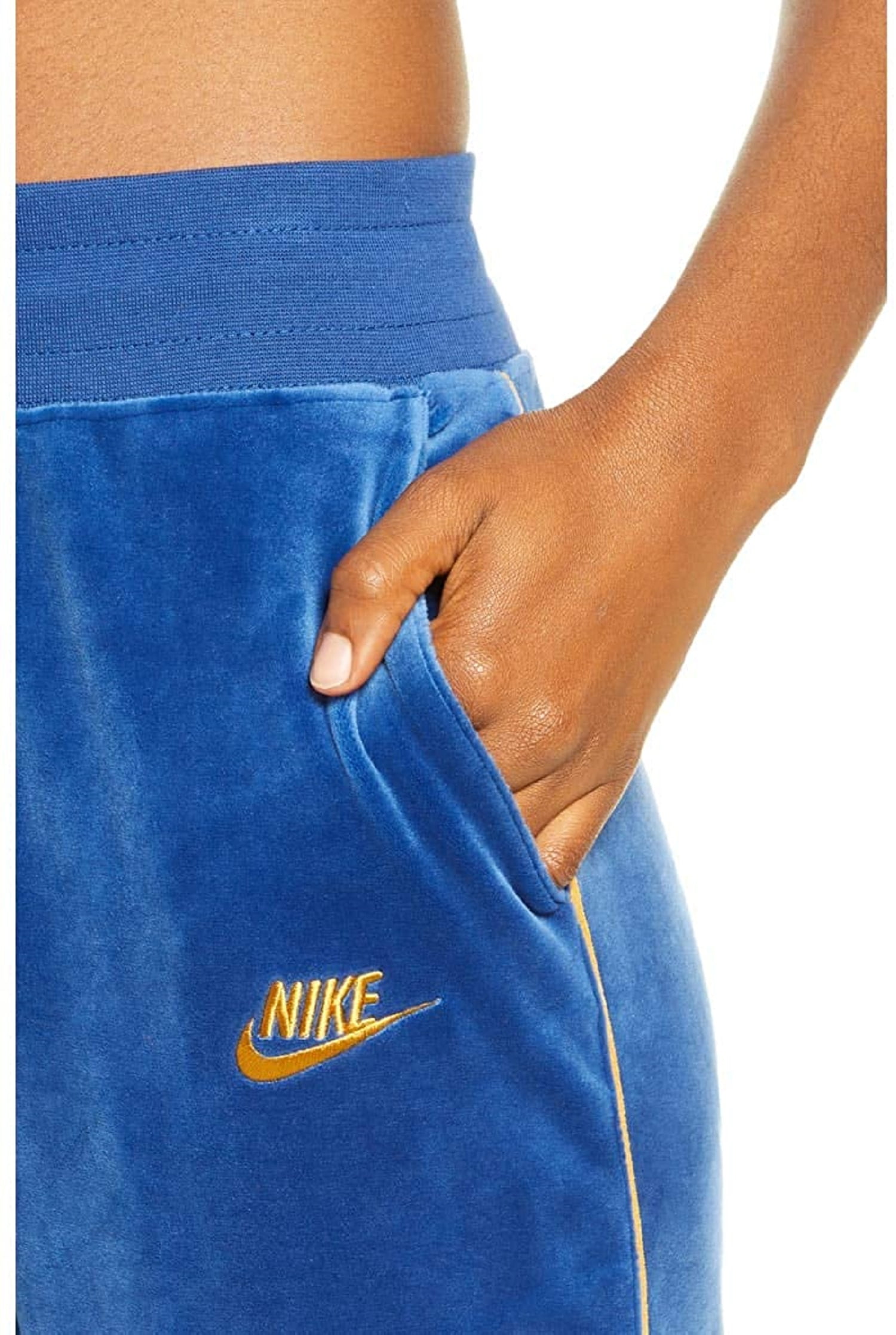 nike women's sportswear heritage plush joggers