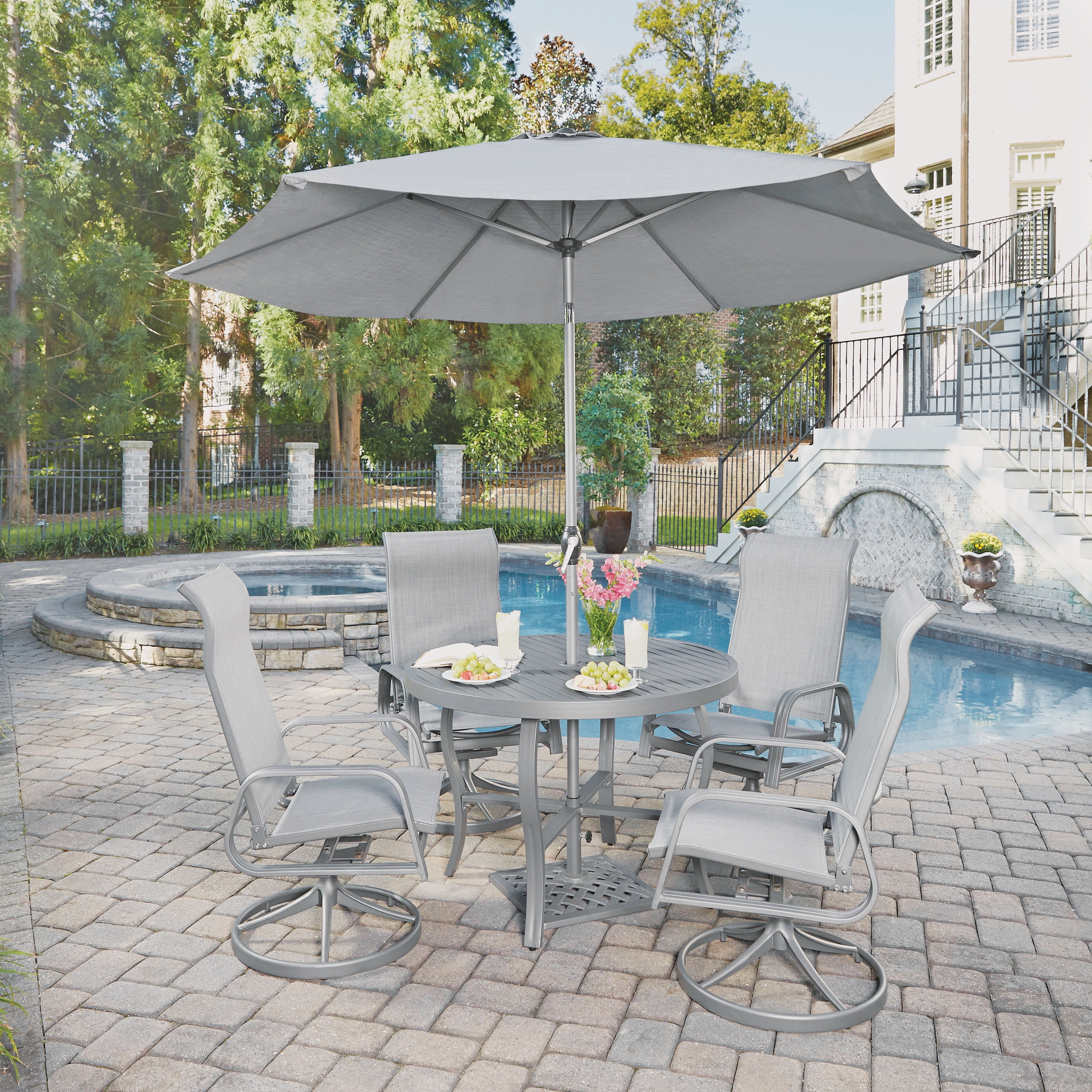 Daytona 7 Pc Round Outdoor Dining Table 4 Swivel Rocking Chairs With Umbrella Base Walmart Com Walmart Com