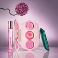 thumbnail image 4 of Set de maquillaje y fragancia r.e.m. beauty de Ariana Grande, 4 of 5