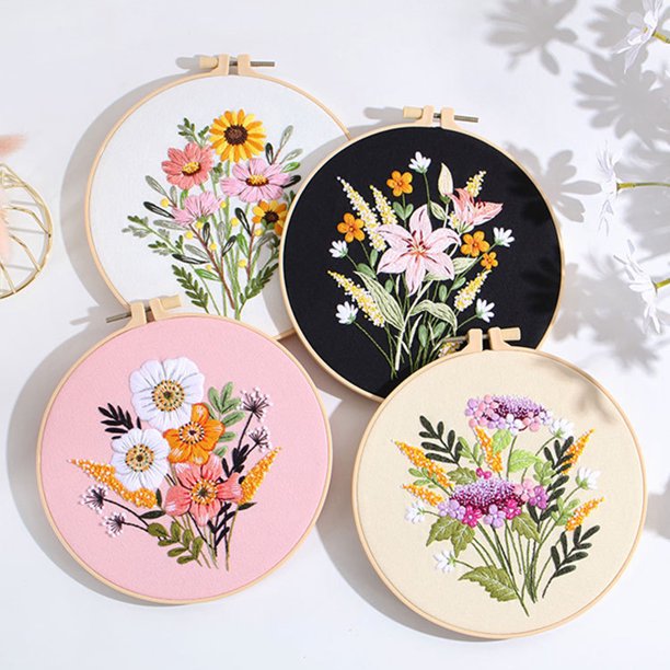 DSQ Flower DIY Love Embroidery Kits Bamboo Hoop for Beginner Easy  Needlework Cross Stitch Sets Wall Painting Arts Craft Home Decor (Color :  4, Size : 20CM Bamboo hoop kit): Buy Online