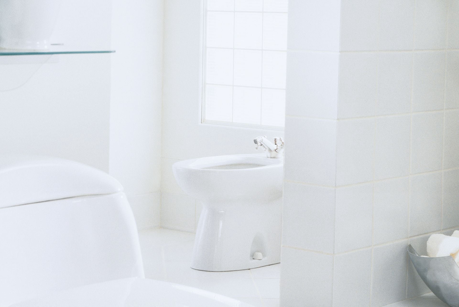 TOTO® Piedmont® Single Hole Deck Mounted Faucet Bidet, Cotton White - BT500AR#01