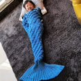 thumbnail image 4 of Manta de cola de sirena para usar, 140 x 70 cm, azul, cálida manta para todas las estaciones, sofá, edredón, sala de estar, saco de dormir para niños, escamas de pescado, 4 of 5