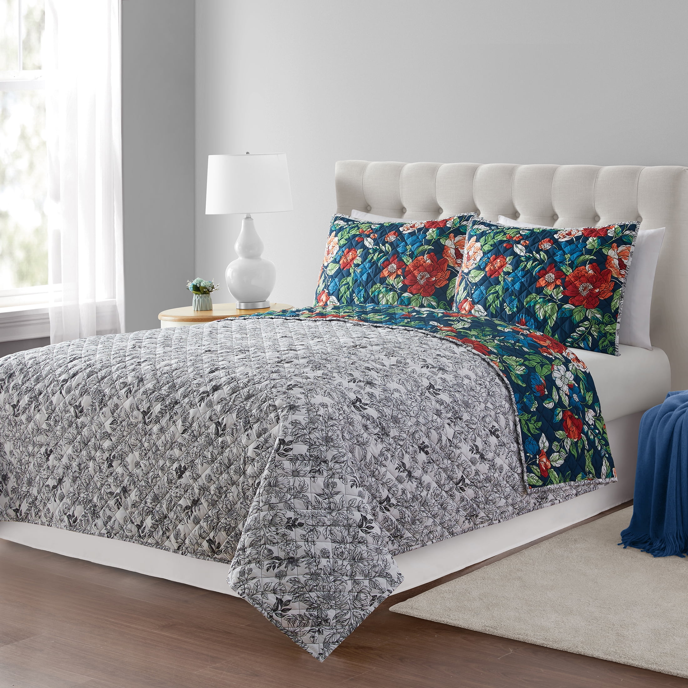 Mainstays Floral Red/Blue Floral Polyester Pillow Sham, King (1 Count)