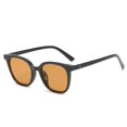 thumbnail image 4 of Gafas de sol personalizadas, gafas de sol retro de moda, gafas de sol con protección solar, 4 of 4