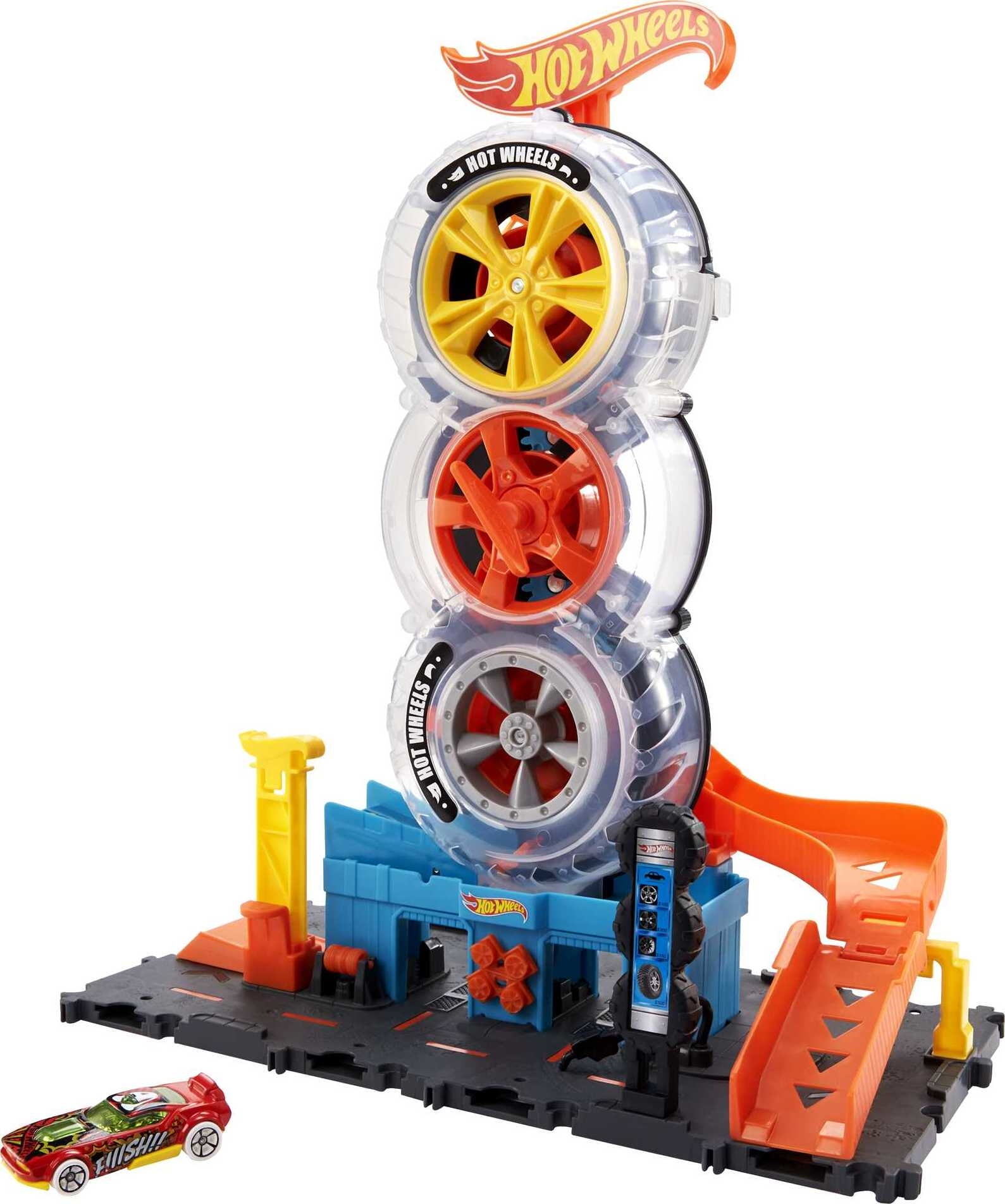 Hot Wheels City Super Twist Tire Shop Playset, Gift for Kids 4 to 8 Years Old