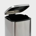 thumbnail image 3 of 30L Soft Square Step Trash Can, 3 of 4