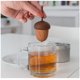 thumbnail image 5 of Juego de 2 piezas de infusor de té de silicona con bellota y ardilla creativa, forma de animal, colador de hojas sueltas, difusor de especias de cocina, 5 of 5