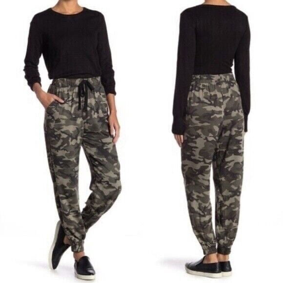 Know One Cares Women's Drawstring Waist Jogger Pant Multicolor Camouflage Size L