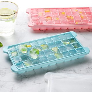 PIPETPET Ice Cube Tray Balls,Round Ice Ball Maker Mold for Freezer,Sphere  Ice Cube Tray Making 1.2in X 66PCS Circle Ice Chilling Cocktail Whiskey Tea  Coffee (2 Trays, NO Bucket included) 