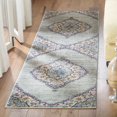 thumbnail image 1 of SAFAVIEH Madison Frazier Floral Geometric Area Rug, 1 of 4