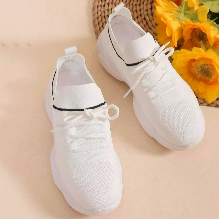 Narrow athletic shoes outlet