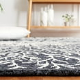 thumbnail image 4 of SAFAVIEH Soho Roger Abstract Area Rug, Black/Ivory, 5' x 8', 4 of 8
