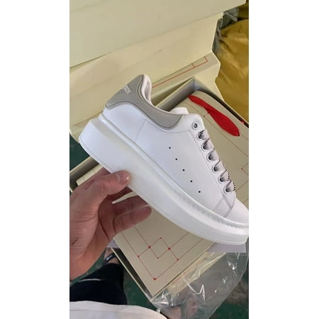 

NEWCE High-end McQueen white shoes 2023 new breathable genuine casual all-Match platform platform couple‘s height increasing sneakers for women