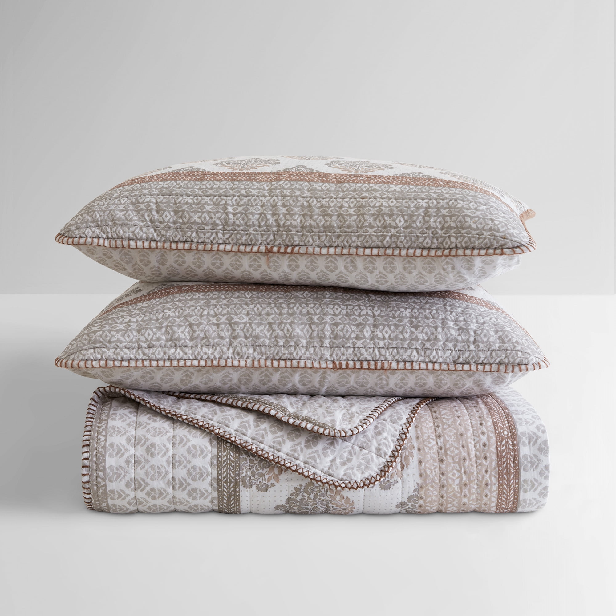 King Cal King 100% Cotton Quilt Set with Medallion Block-Print Design, 2" Channel Quilting, Lightweight All-Season Bedspread with Blanket Stitch, Prewashed for Softness